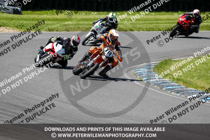 enduro digital images;event digital images;eventdigitalimages;lydden hill;lydden no limits trackday;lydden photographs;lydden trackday photographs;no limits trackdays;peter wileman photography;racing digital images;trackday digital images;trackday photos